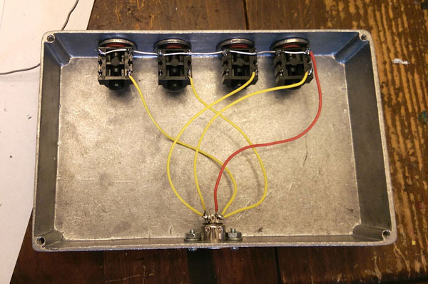 TSL GCX breakout box (inside)
